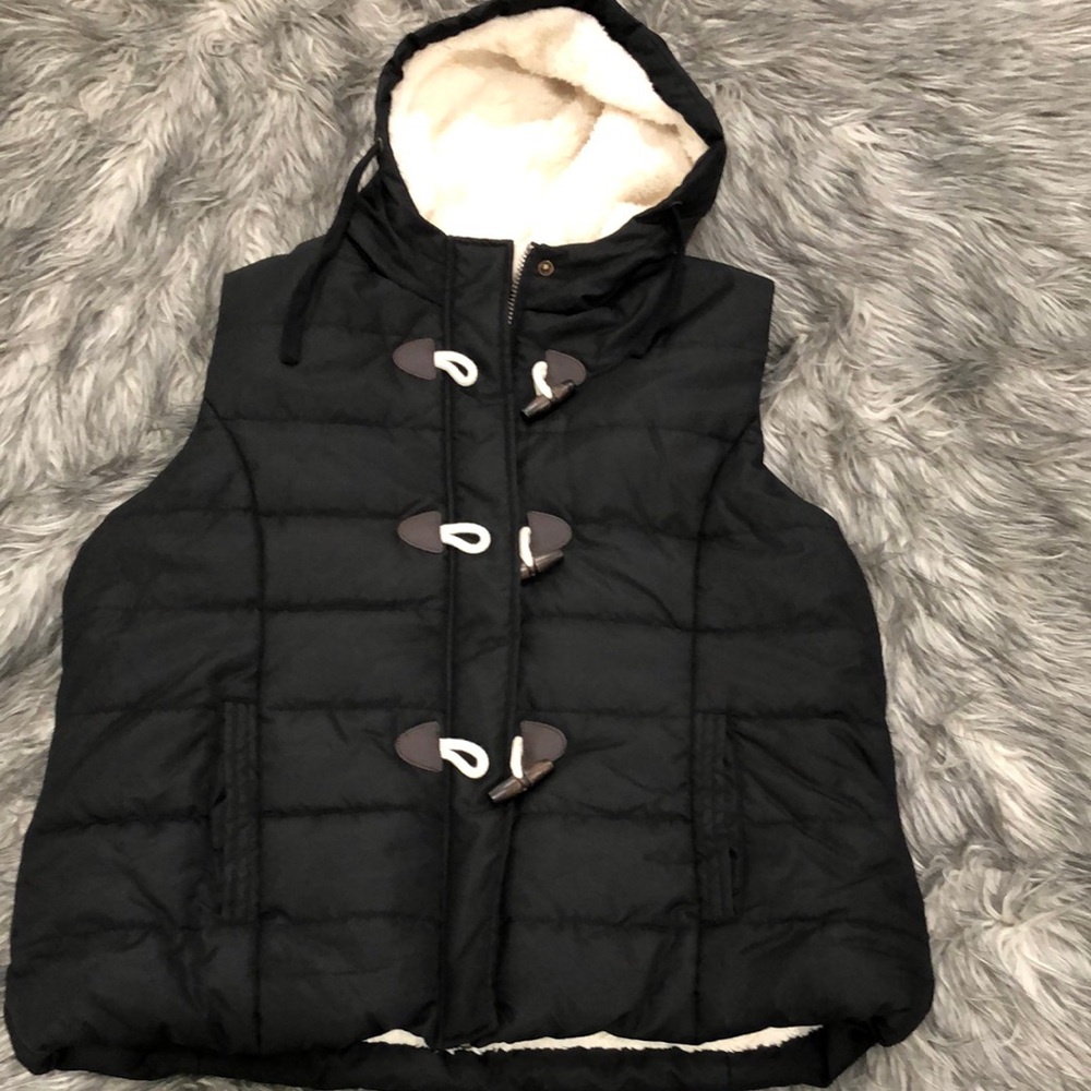 Black Hooded Puffer Vest with Toggle Closures